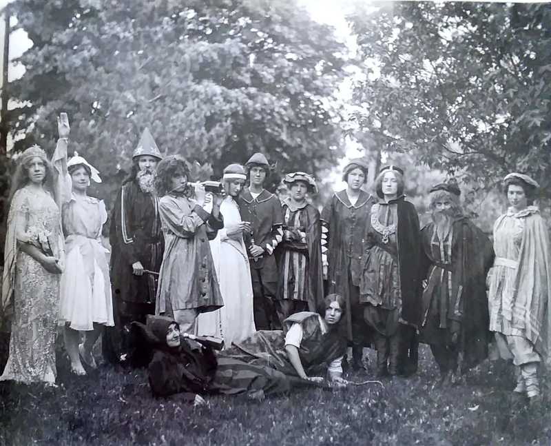 Cast Photo The Tempest 1913.jpg